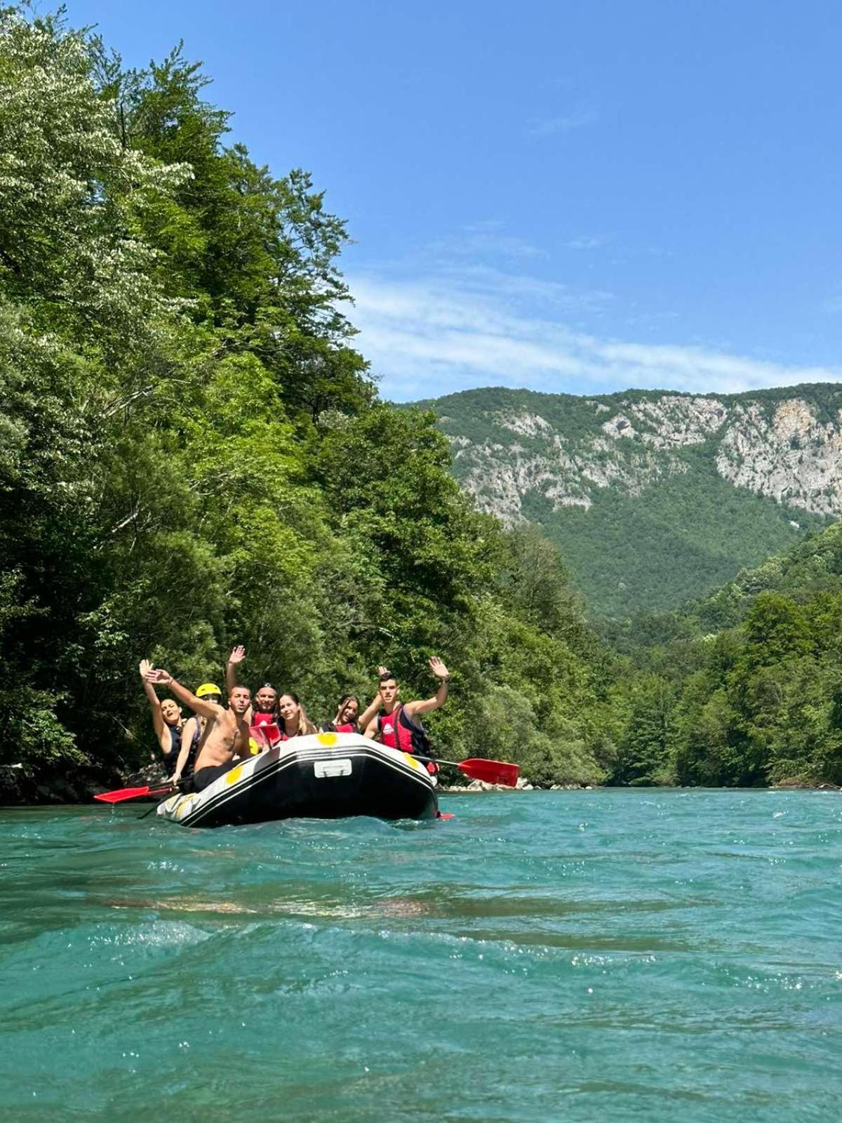 Hotel Vucja Gora Foca Exteriér fotografie